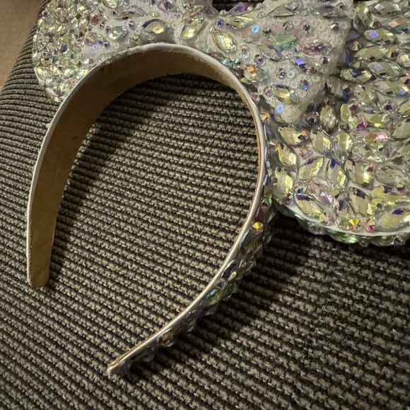 Silver Geometric Big Crystal Rhinestone Style 3d Mickey ears - Picture 4 of 5